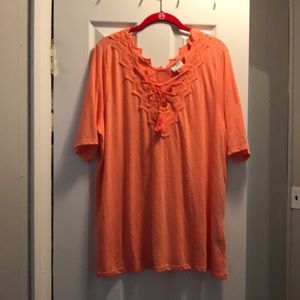 Women’s Plus Size Short Sleeved Tee with Detail